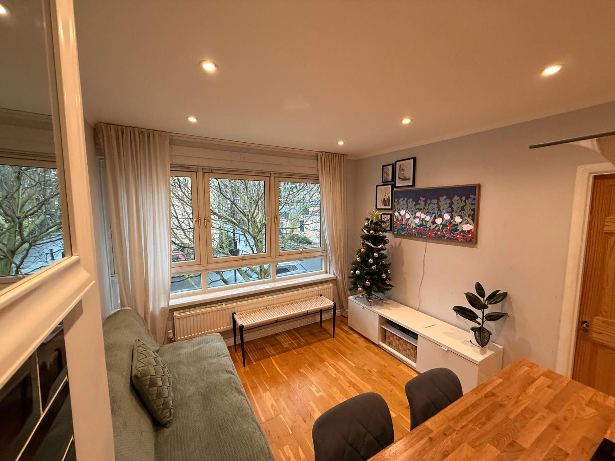 Two Bedroom Flat In The Heart Of London Exterior photo